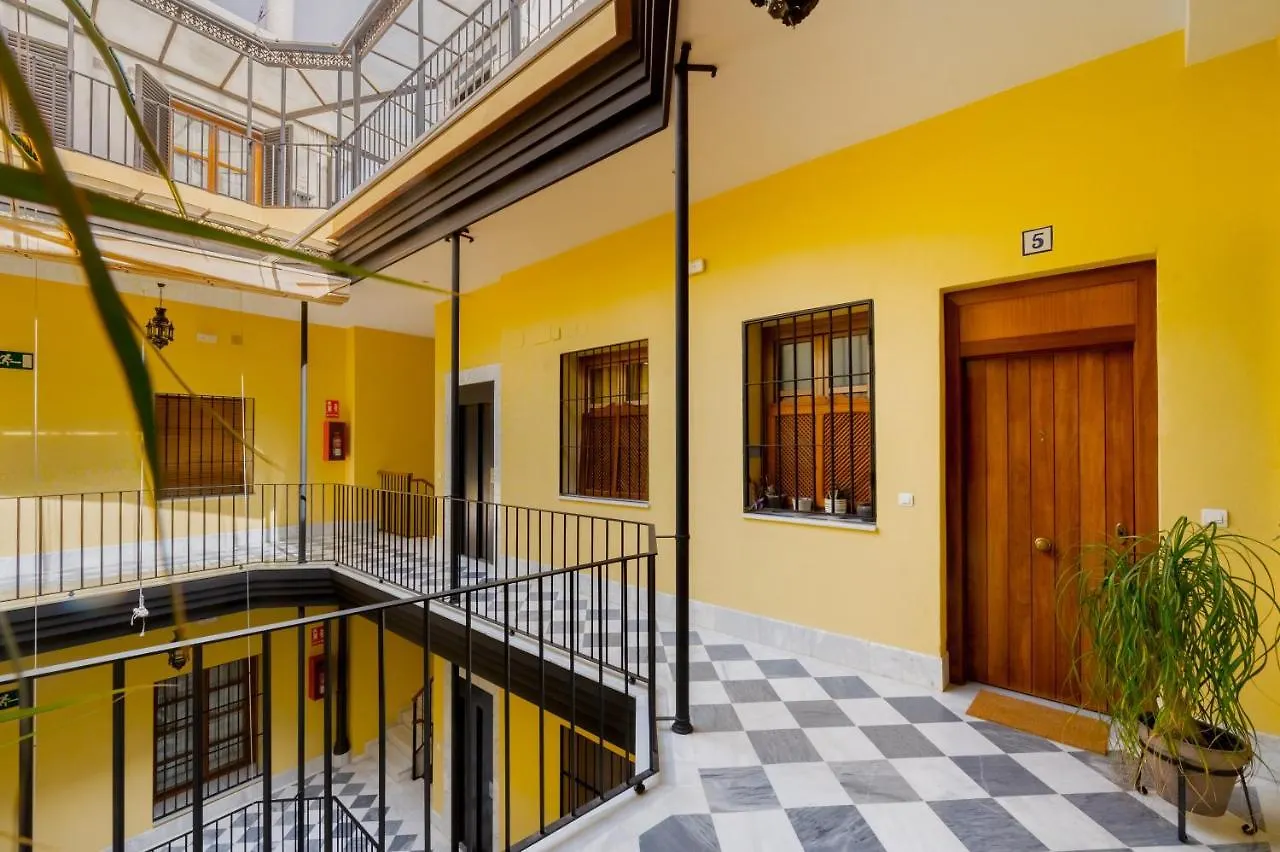 Ferienwohnung Large And Practic - 3Bd 2Bth- Arenal Sevilla 0*,  Spanien