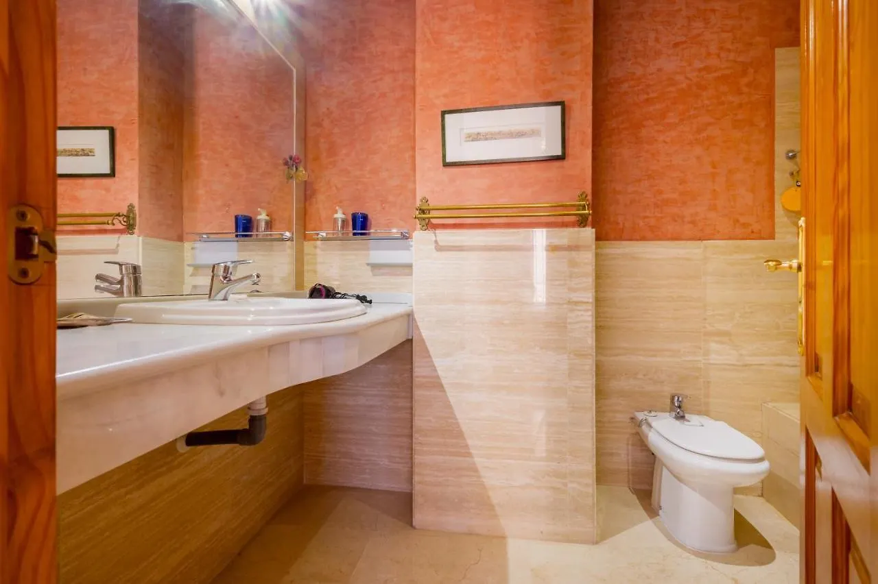 Appartamento Large And Practic - 3Bd 2Bth- Arenal Siviglia