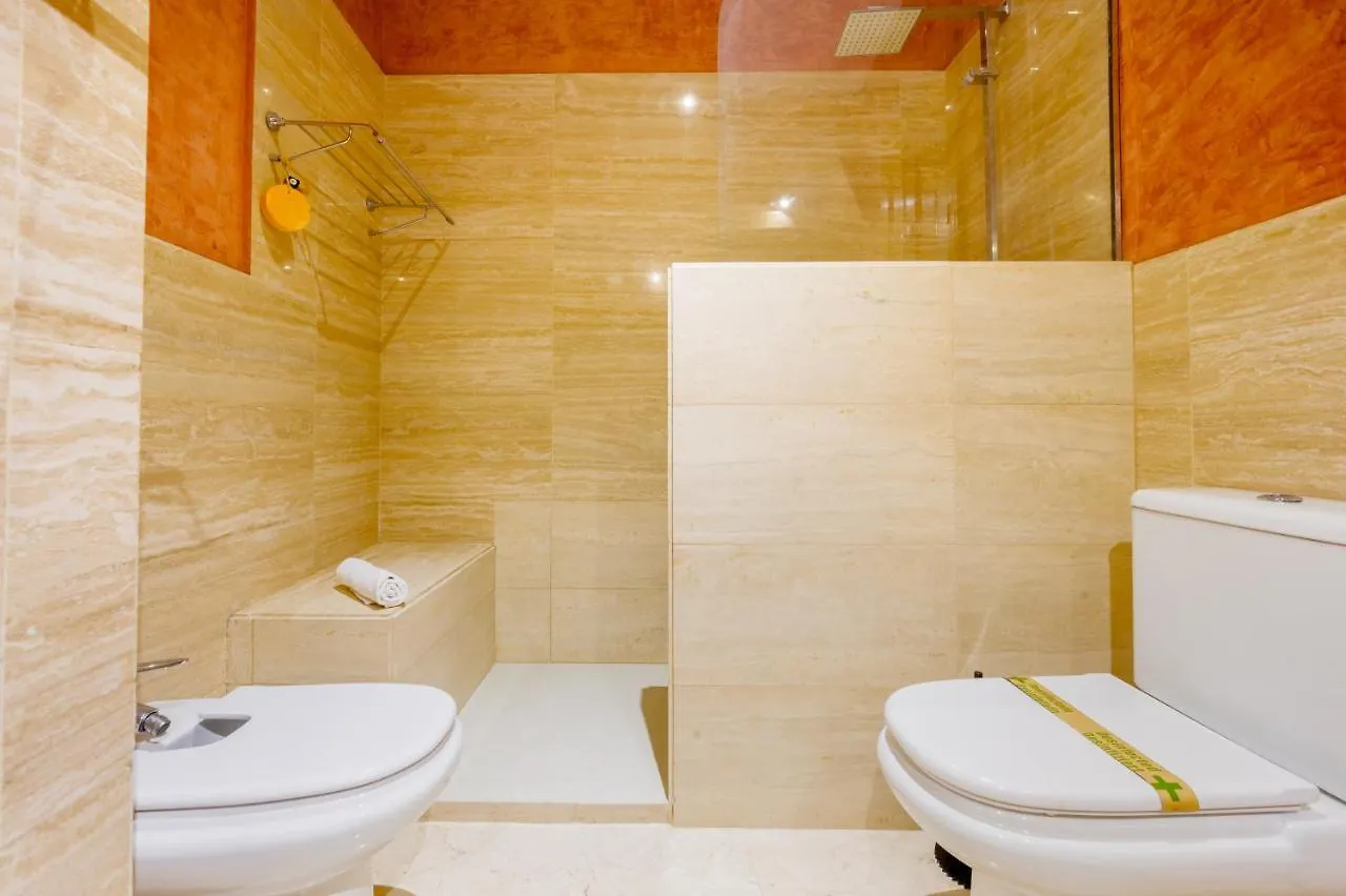 Appartamento Large And Practic - 3Bd 2Bth- Arenal Siviglia